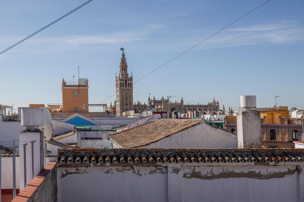 Apt. Casa Palacio Santa Cruz Cathedral Views - Seville Exterior photo